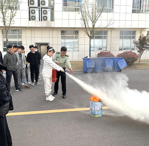 全自动白带蜜桃视频黄网站厂家山东蜜桃视频APP下载开展消防安全知识培训及消防演习活动